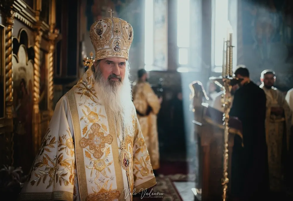 Reacția Arhiepiscopiei Tomisului la sesizarea depusă la CNCD: „Afirmațiile IPS Teodosie nu constituie o opinie personală”