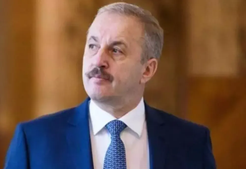 Vasile Dîncu, despre o guvernare PNL-PSD: Dacă vor face un efort şi peneliştii, se poate guverna