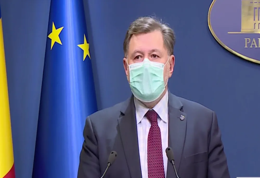 Începând din această lună ar putea să nu mai fie nevoie de certificat verde în spațiile publice. Anunțul lui Alexandru Rafila