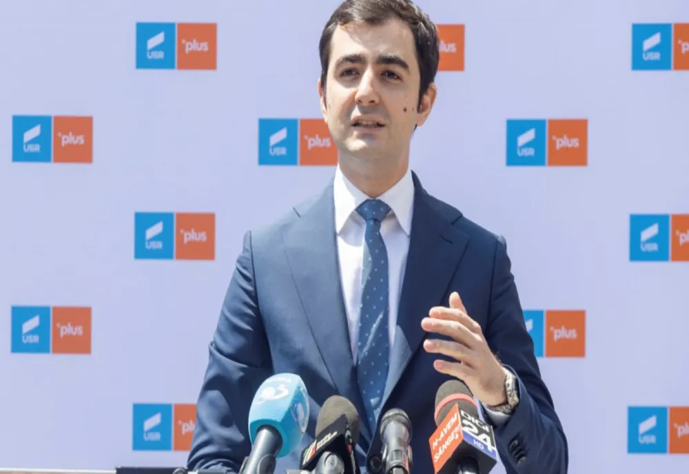 Claudiu Năsui: Aşa zisul pachet de sprijin anunţat de PSD-PNL este o ruşine totală care nu va sprijini pe nimeni decât pe unii şmecheraşi din PSD şi PNL