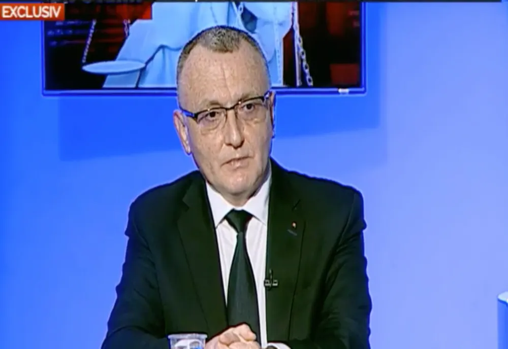 Moţiunea simplă împotriva ministrului Educației, dezbătută astăzi în Parlament