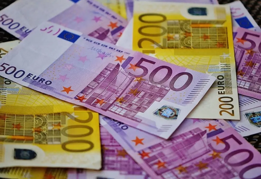Profitul multinaționalelor va rămâne în țară. Companiile cu venit de peste 750 milioane euro vor plăti un impozit în România