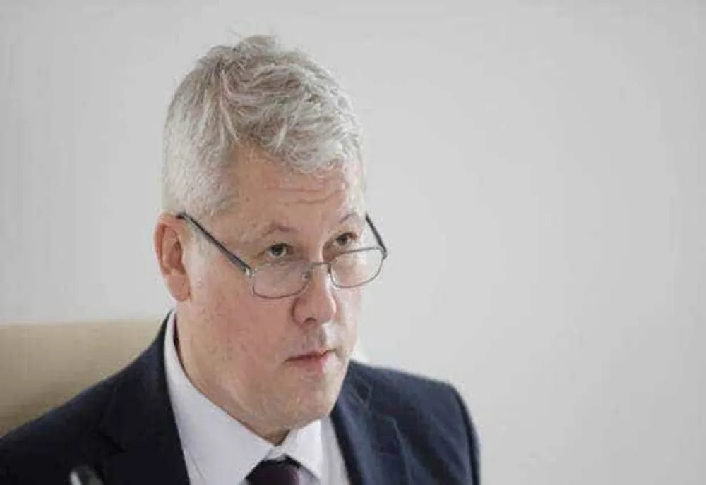 PNL, între două tabere: Bolojan negociază cu USR, Predoiu și Gorghiu cer continuarea guvernării