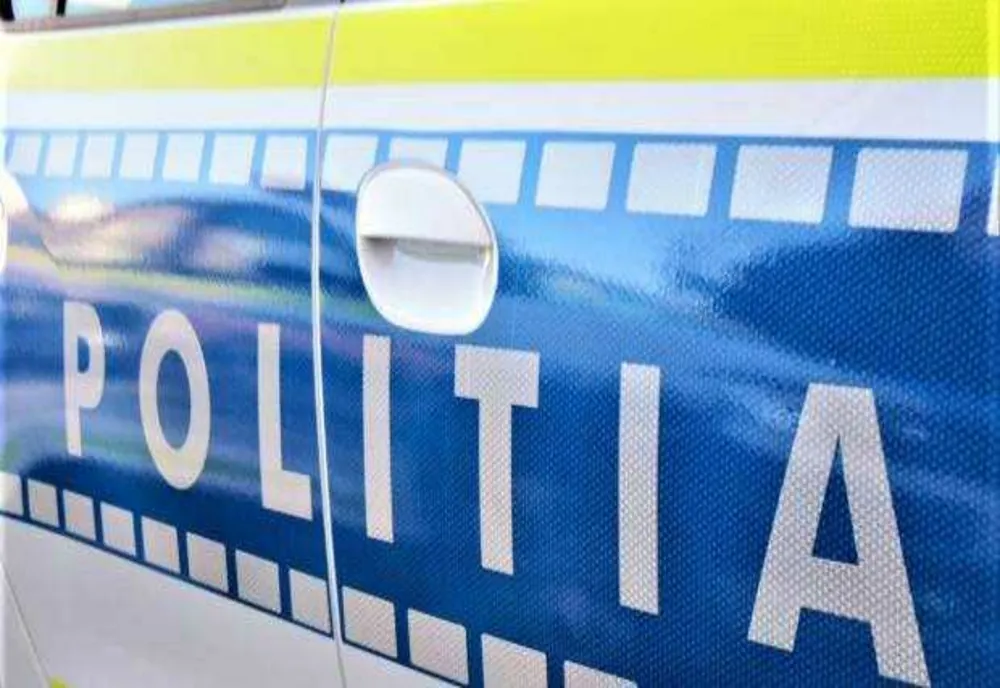 ADOLESCENT DE 16 ANI ȘI O TÂNĂRĂ DE 23 DE ANI, REȚINUȚI PENTRU ȘANTAJ ÎN CAPITALĂ. AMENINȚAU UN BĂRBAT CĂ ÎI PUBLICĂ DATELE ȘI POZELE ONLINE