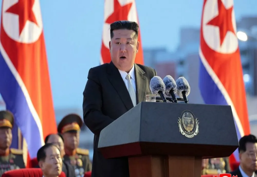 Kim Jong Un își arată forța militară! Teste de artilerie și rachete cu mesaj dur pentru „dușmani”: „Să simtă neliniște și teamă”