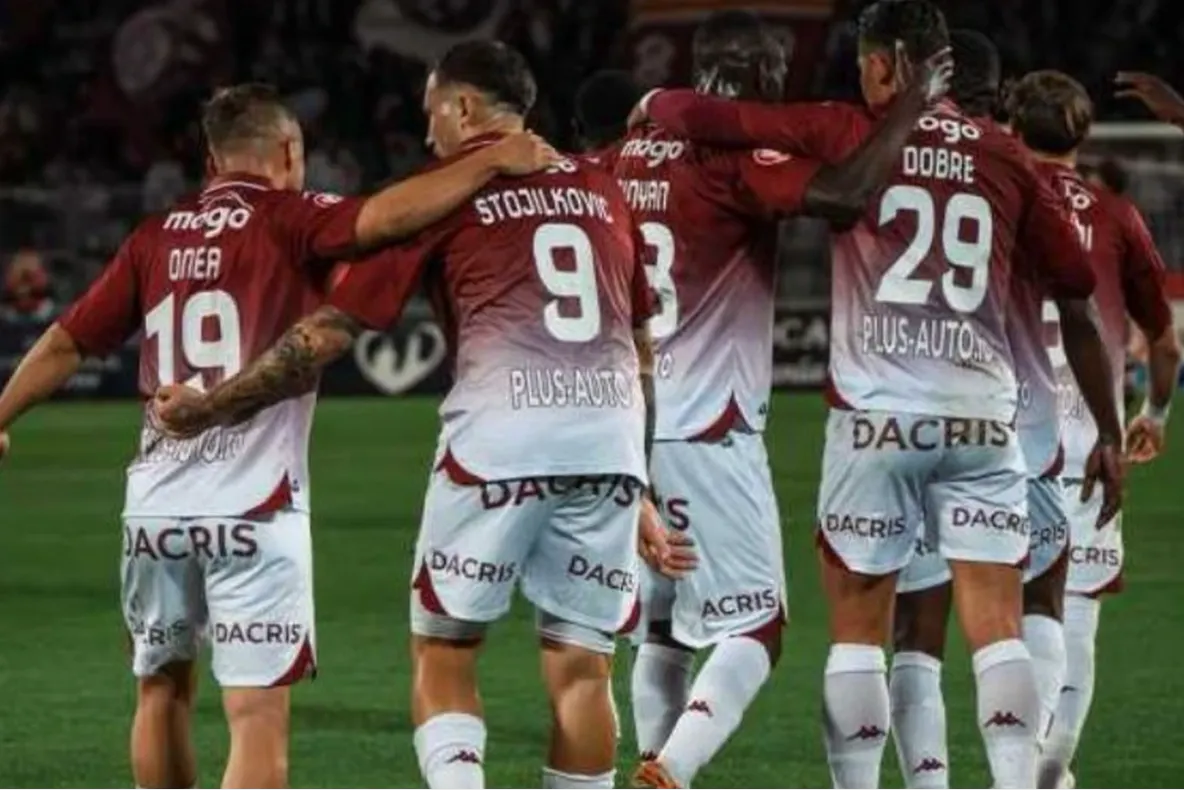 Fotbal / Rapid București a învins-o pe U Cluj după un meci spectaculos, cu 7 goluri