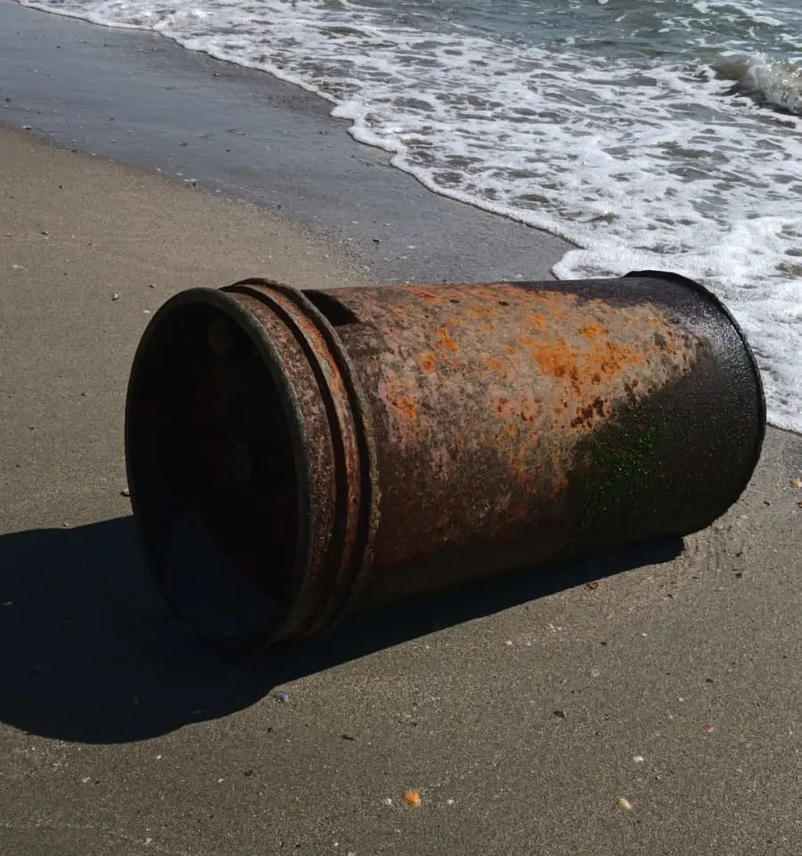 Alertă pe litoral: Obiect suspect, posibil mină, descoperit pe plajă între Eforie Nord și Sud