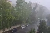 Două zile de extreme meteo: caniculă de până la 39 de grade și furtuni puternice în aproape toată țara