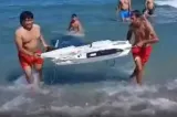 Imagini șocante surpinse pe litoralul românesc. Cei care au scos drona din mare sunt turiști-VIDEO