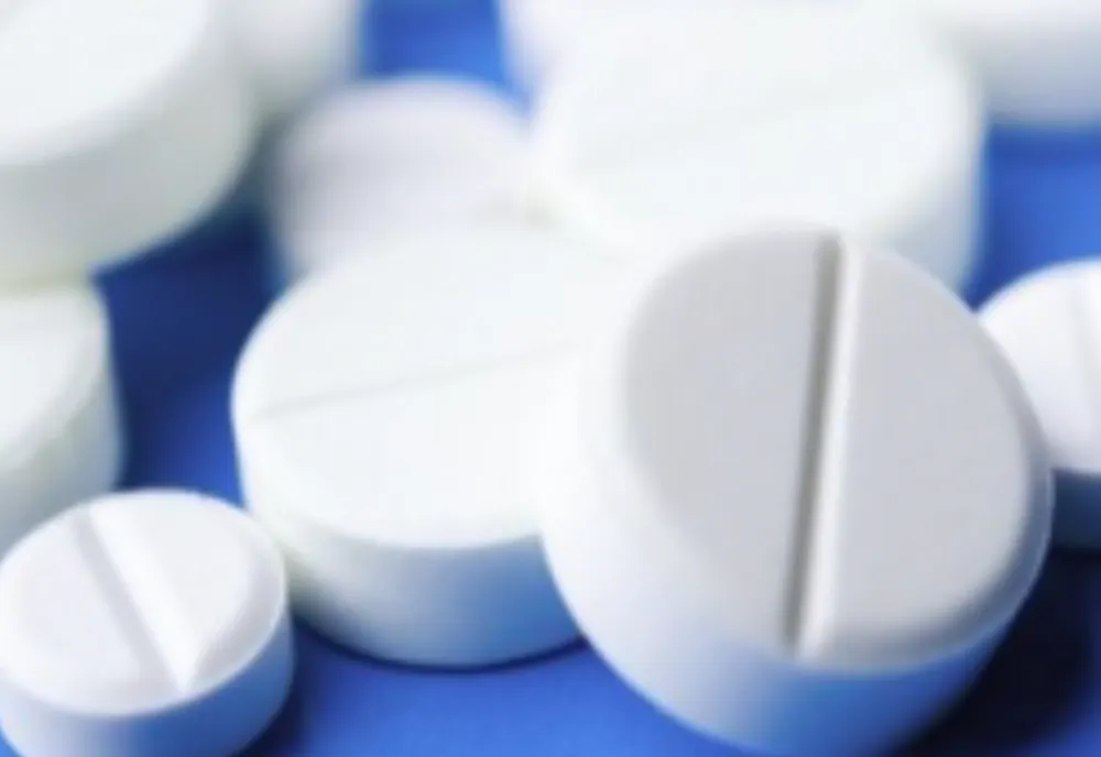 Un bărbat riscă să rămână dependent de dializă după ce a luat timp de un an antiinflamatorii pentru a se proteja de Covid-19