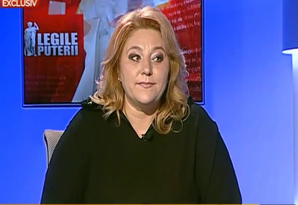 Diana Șoșoacă , amendată cu 500 de lei