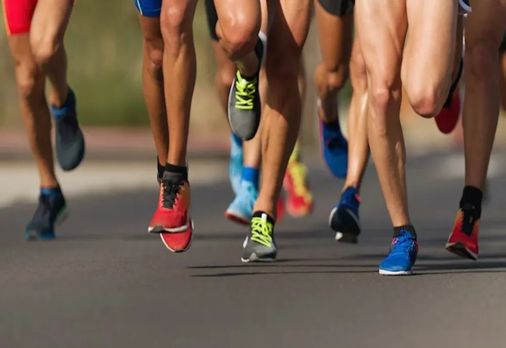STUDIU: DOAR 7.000 DE PAȘI PE ZI REDUC RISCUL DE PROBLEME DE SĂNĂTATE