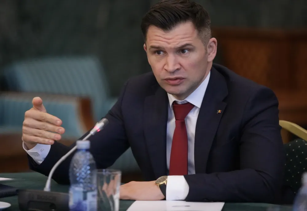 Stroe: Comisia Europeană a propus un nou sprijin de aproximativ 30 de milioane de euro pentru fermieri. Până la 5 iunie, importul de cereale din Ucraina către România va fi oprit