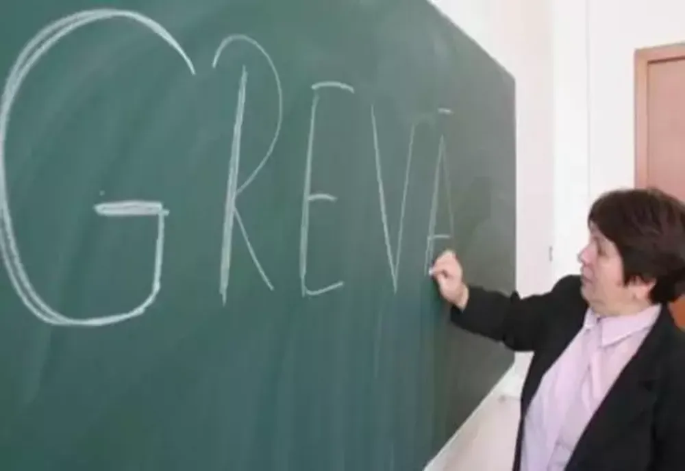 Premierul Bolojan liniștește profesorii și anunță ce se întâmplă cu salariile de la 1 ianuarie