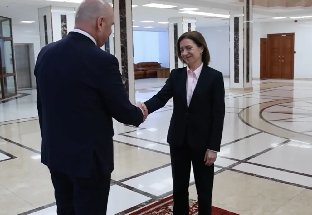 ANALIZĂ: De ce nu și-a întrerupt Ilie Bolojan vizita în Republica Moldova: ce ar urmări