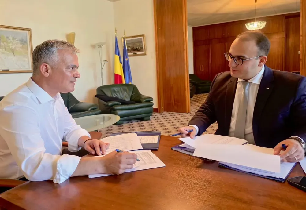 Veștea, întâlnire cu viitorul ministru al Investițiilor și Proiectelor Europene în timpul Congresului PNL: „Un profesionist foarte apreciat”
