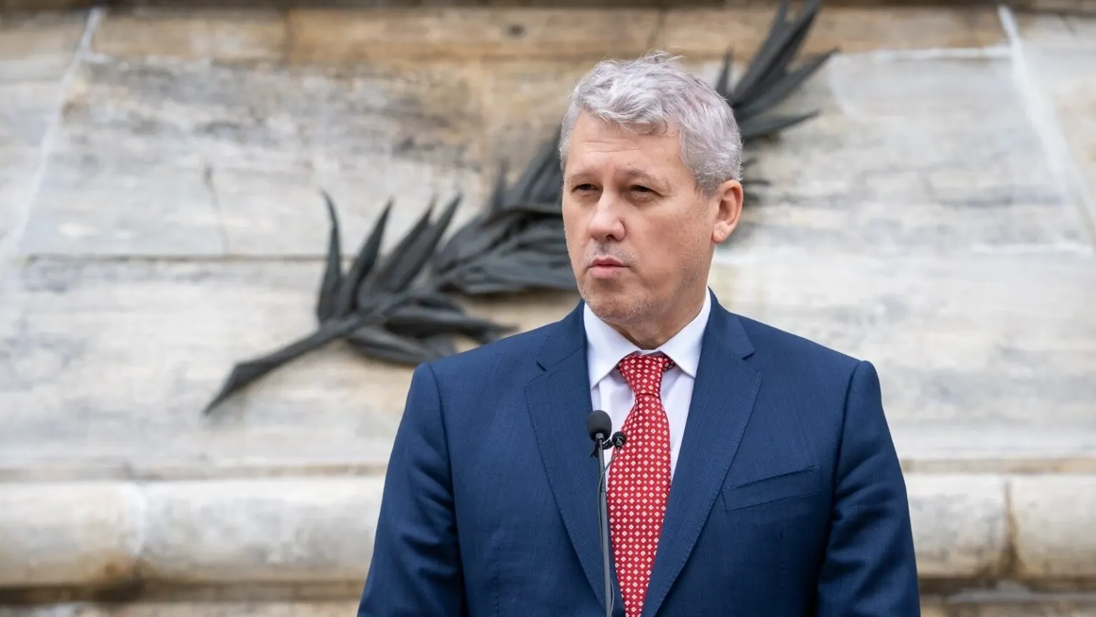 Cătălin Predoiu