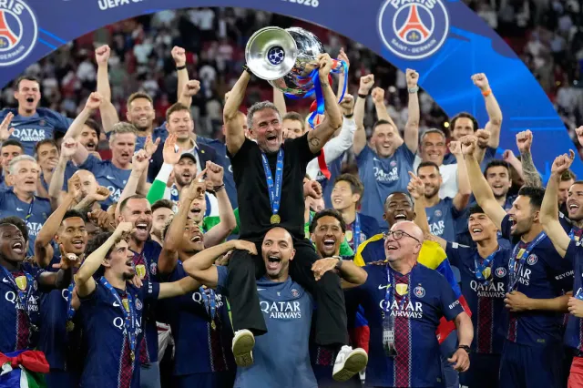 PSG a învins Barcelona cu 4-2 în Liga Campionilor. Liverpool, victorie spectaculoasă cu Villarreal, după ce a fost condusă cu 0-2
