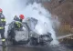 Flăcări devastatoare pe o stradă din Suceava: un autoturism a fost mistuit complet de un incendiu